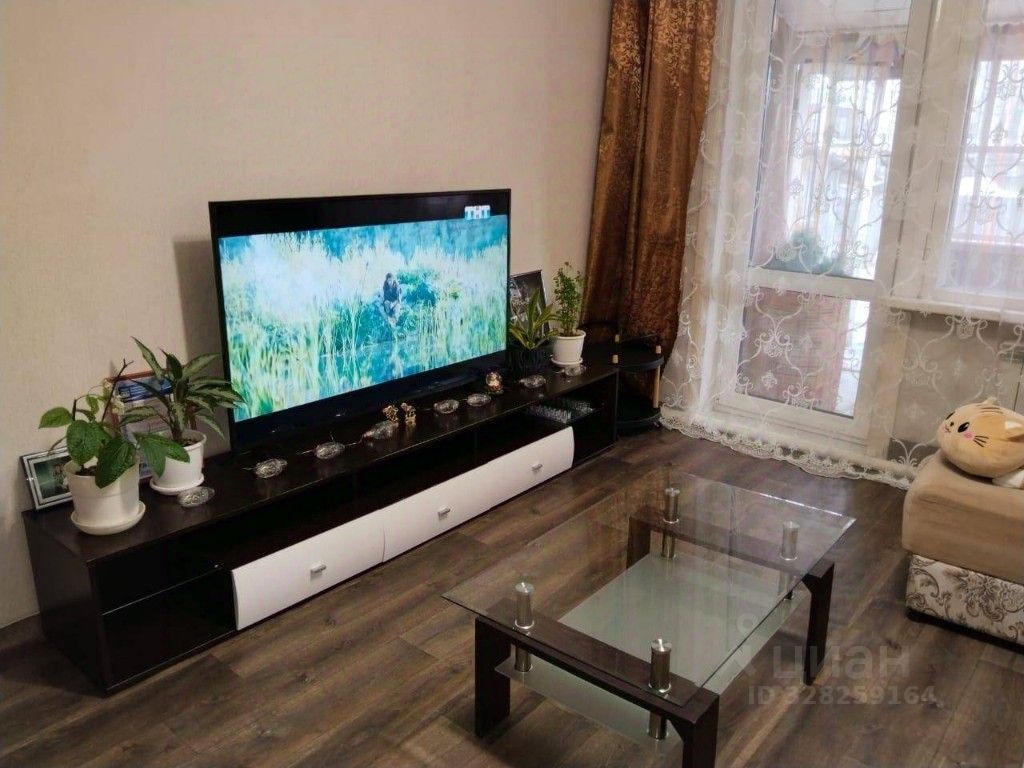 Квартира 2-комн. 52.3 м² в пос. Бор — миниатюра 1