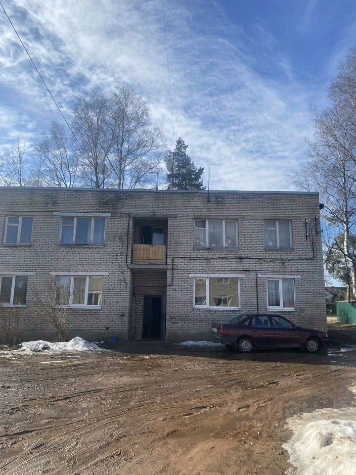 Комната 2-комн. 38 м² в пгт Будогощь — миниатюра 2