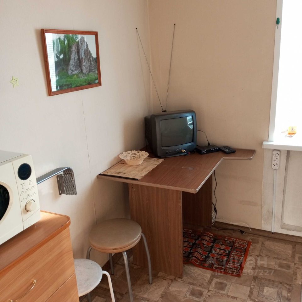 Квартира 11 м² в Артемовский — миниатюра 3