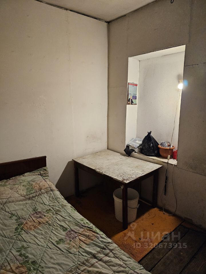 Комната 37 м²