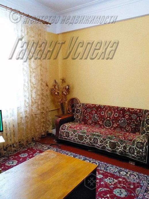 Комната 100.4 м²