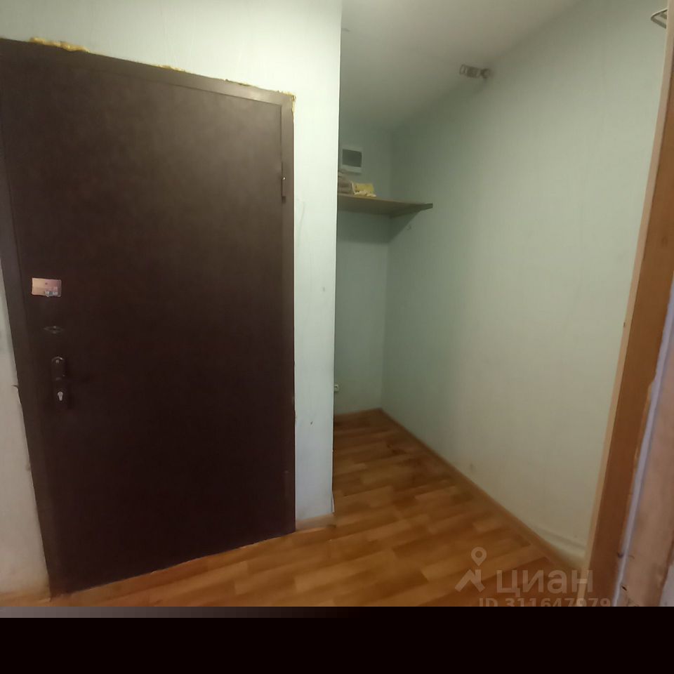 Комната 1-комн. 25 м² за 650 000 ₽ в пос. Октябрьский городское поселение — фото 2