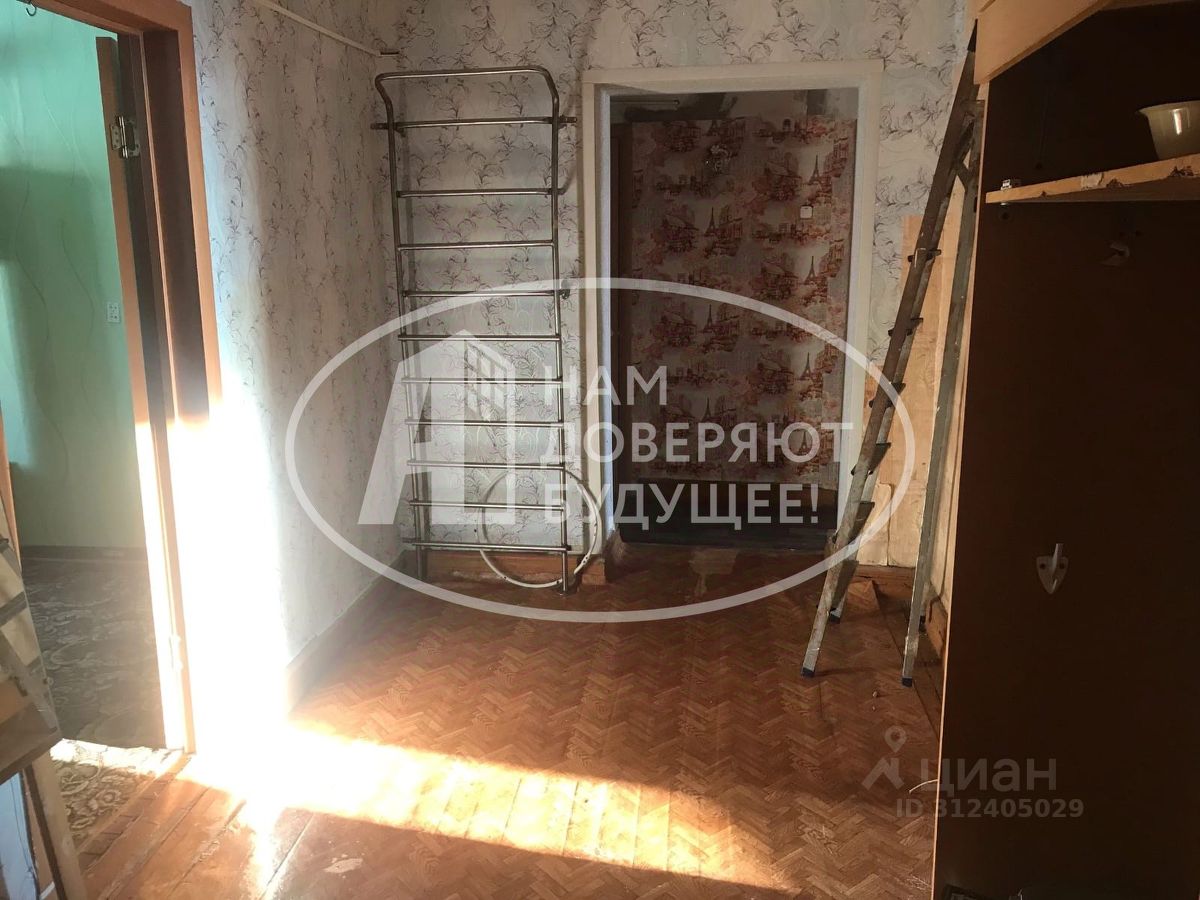 Комната 3-комн. 83.4 м² за 300 000 ₽ в рп Углеуральский — фото 2