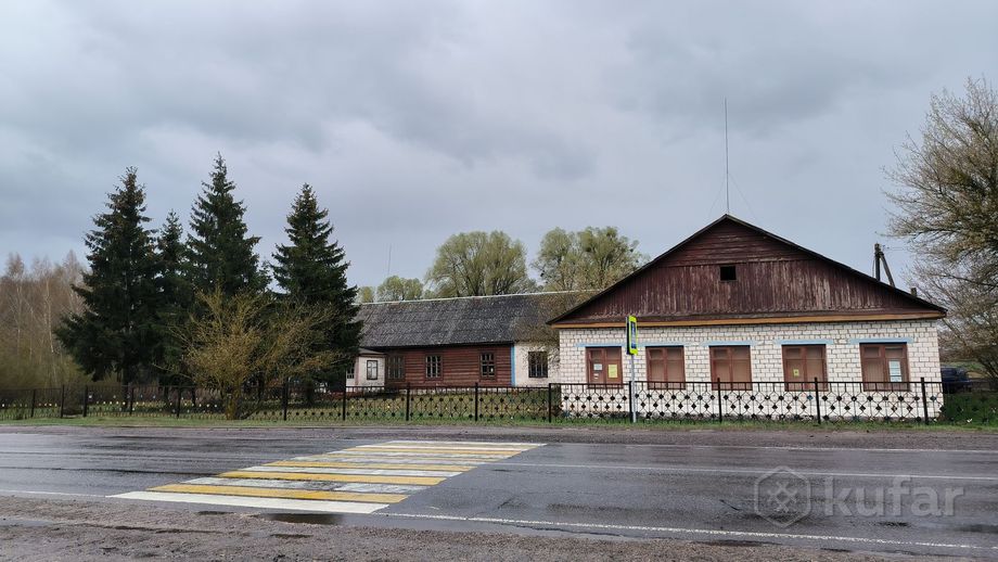 Дом 5-комн. 600 м² за 484 342 ₽ в Козловичи — фото 1