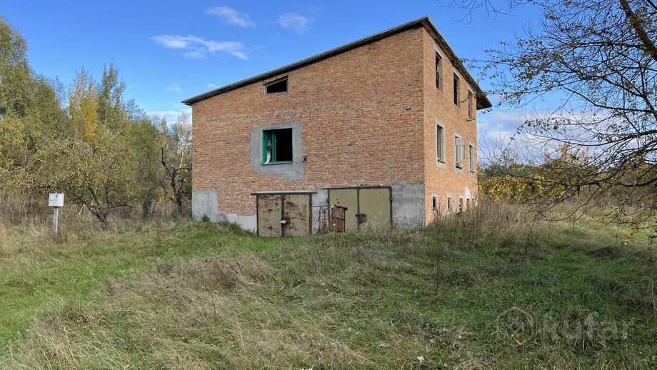 Дом 4-комн. 300 м² за 633 370 ₽ в Кобрин — фото 1